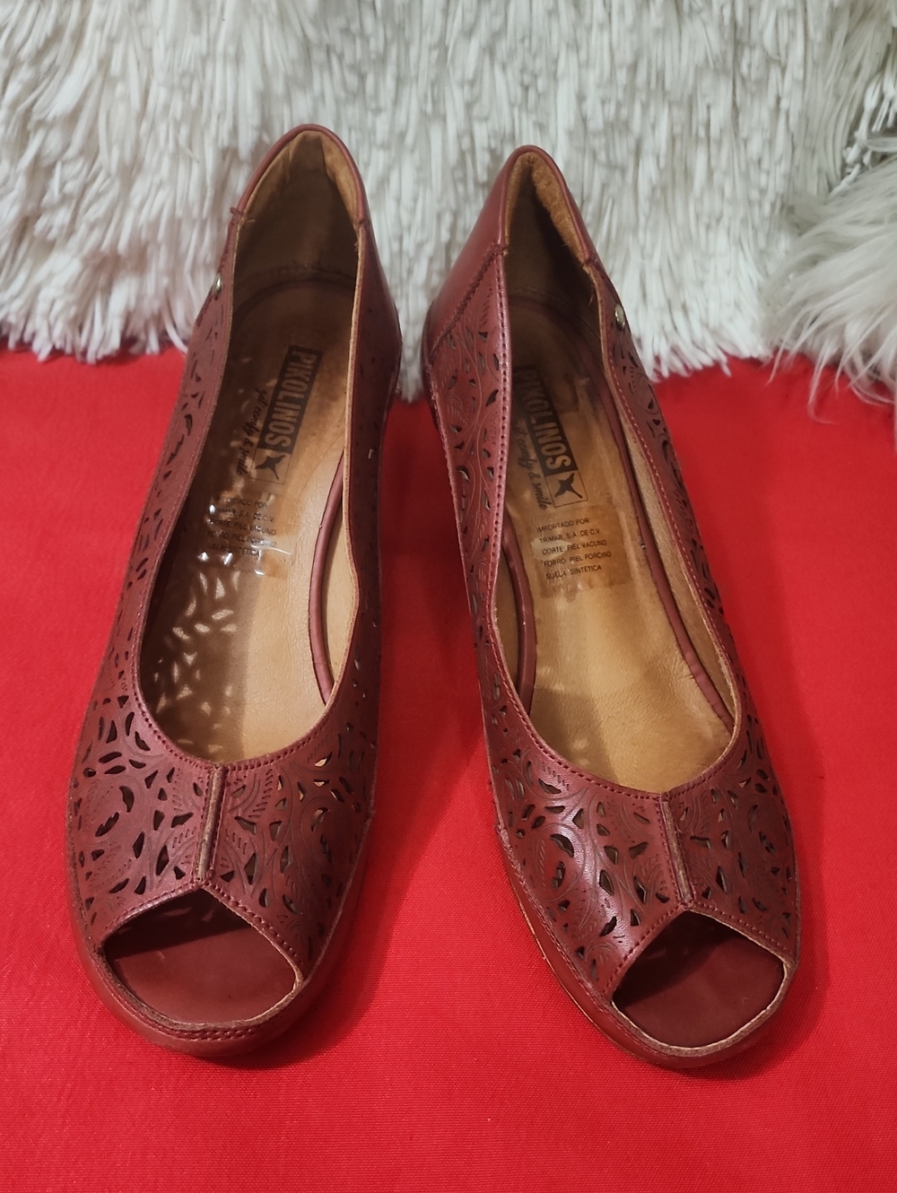 PIKOLINOS Java Women's Cutout Peep-Toe Flats in Brown